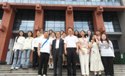 当翻译遇见苗药：跨学科实践进行时  做爱视频翻译硕士走进贵州中医药大学药学院共探民族医药文化国际传播